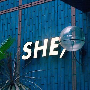 Hotel She, Osaka